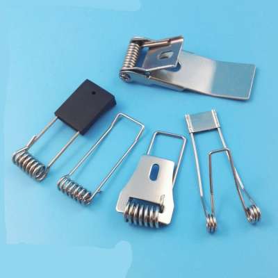 Flat metal spring clip fastener for lighting